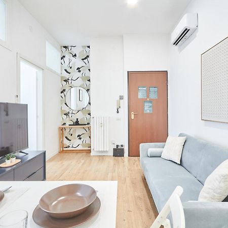 Spacious flat close to Fondazione Prada&Metro Milán Exterior foto